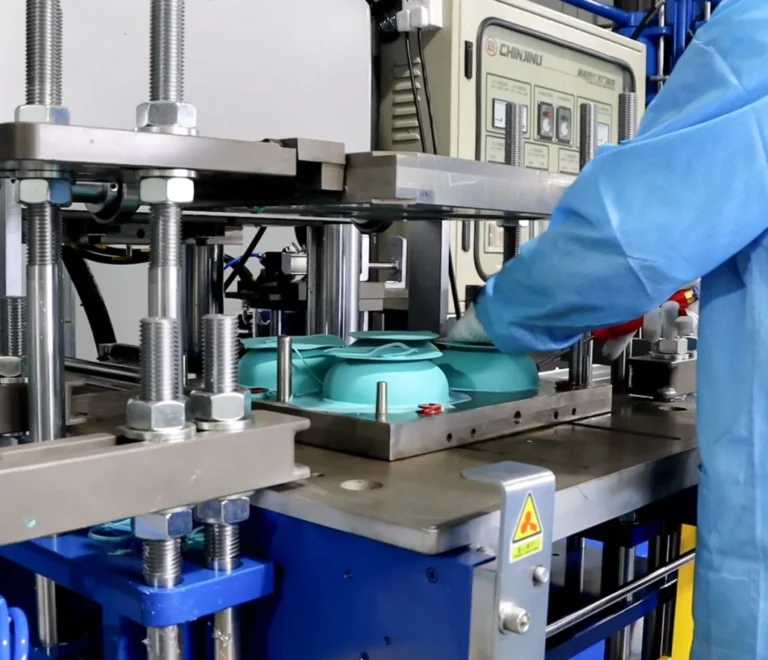 newtop-silicone-manufacturing-comopany-display-1-1030x885