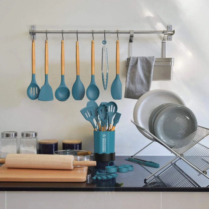 silicone-kitchen-supplies-705x705